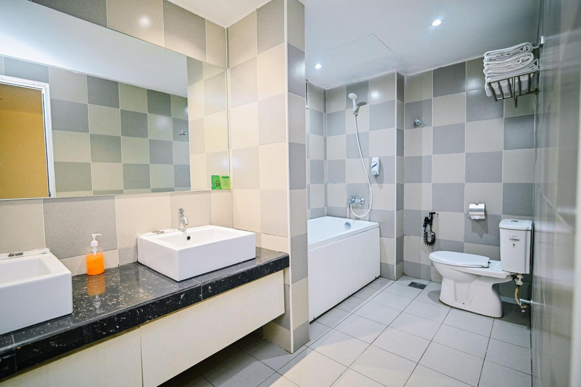 Kingston Hotel 1 , Bukit Bintang Куала-Лумпур Экстерьер фото