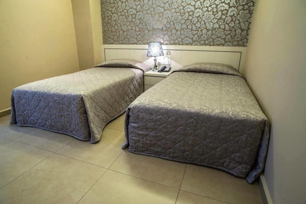 Kingston Hotel 1 , Bukit Bintang Куала-Лумпур Экстерьер фото