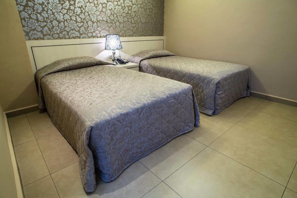 Kingston Hotel 1 , Bukit Bintang Куала-Лумпур Экстерьер фото